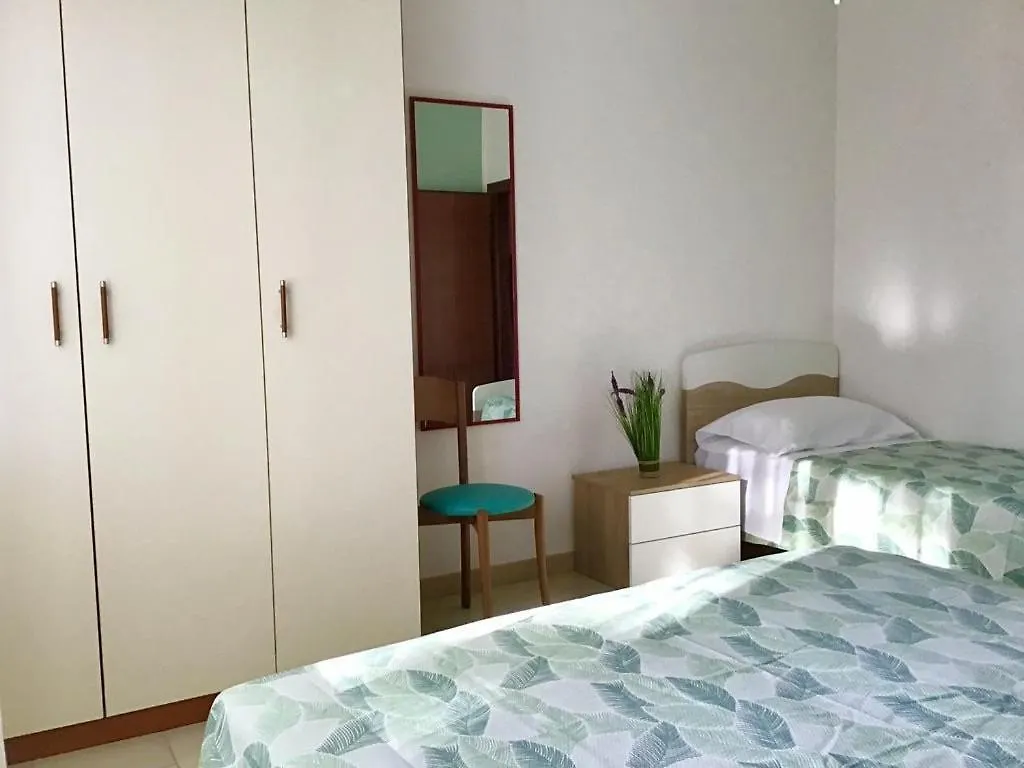 Franca Appartamenti 88 San Vincenzo Apartment